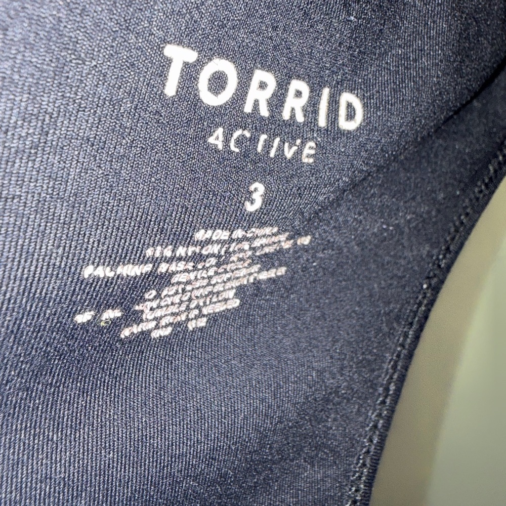 Torrid Black Women's sport bra - Picture 3 of 3